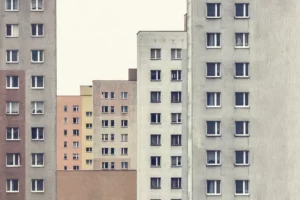 krach na rynku mieszkaniowym, spadek ilości transakcji, ceny mieszkań, Katowice, Dabrowa Górnicza, Sosnowiec, Śląsk, rzeczoznawca majątkowy